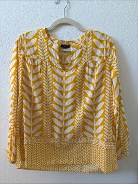 Ann Taylor Factory Women's Yellow Patterned Long-Sleeve Blouse - Casual Chic